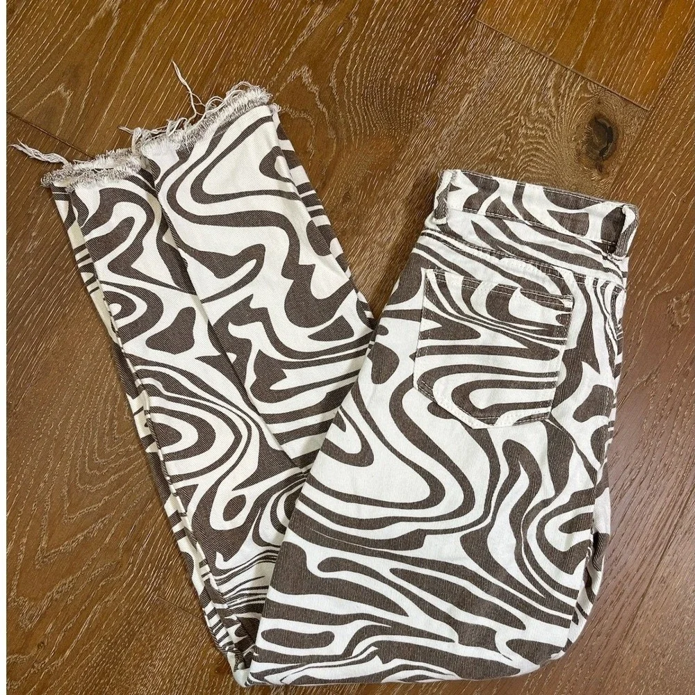 SHEIN Brown White Psychedelic Swirl Hi Rise Straight Leg‎ Raw Hem Jeans Size S 4